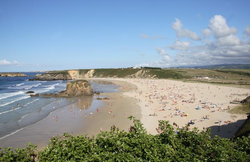 Hotel Y Apartamentos Penarronda Playa Castropol Buitenkant foto